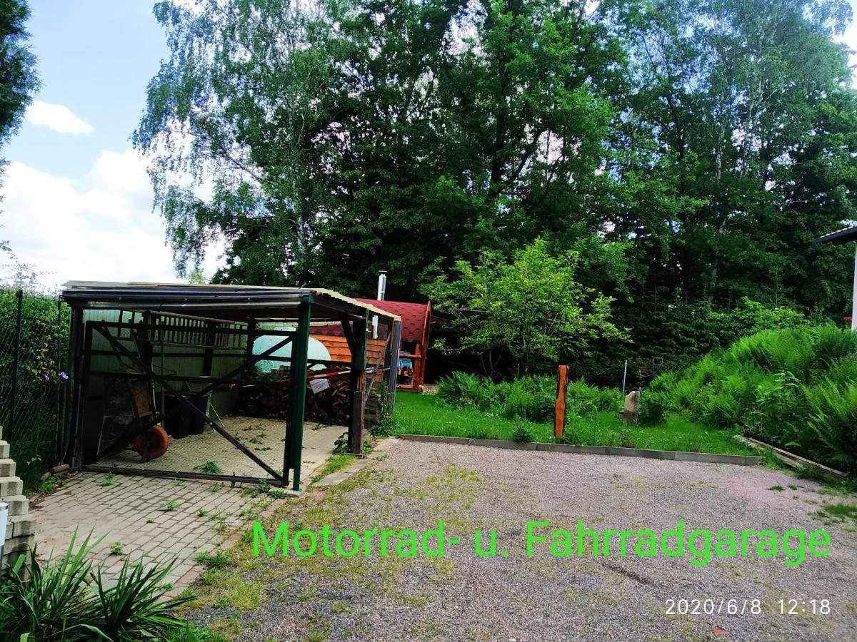 Kleines Gartenhaus Am Mahler Großschirma エクステリア 写真